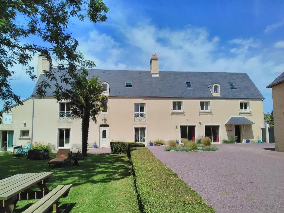 La Maison Periot Trevieres Exteriör bild